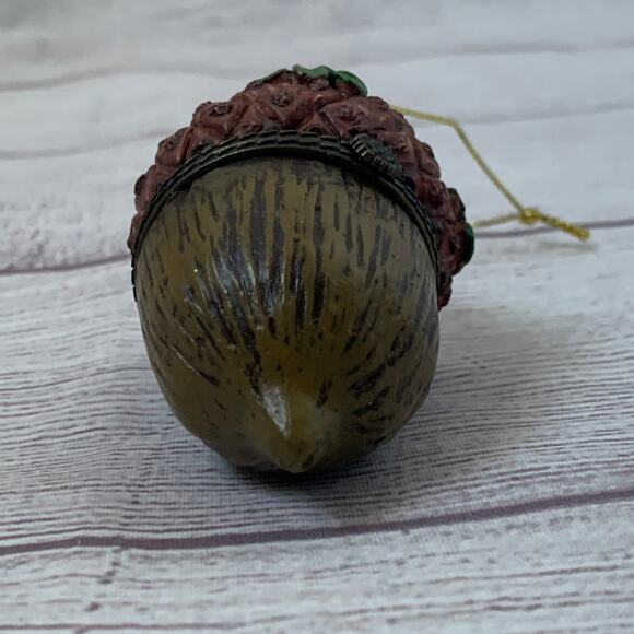 Vintage Acorn Trinket Box Christmas Tree Ornament - Picture 6 of 16